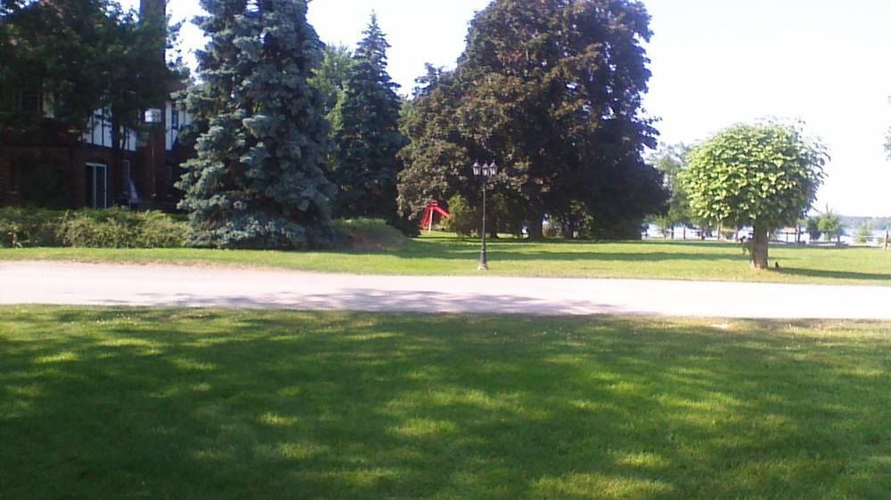 Riverside Park Motel And Campground Niagara Falls Exterior photo